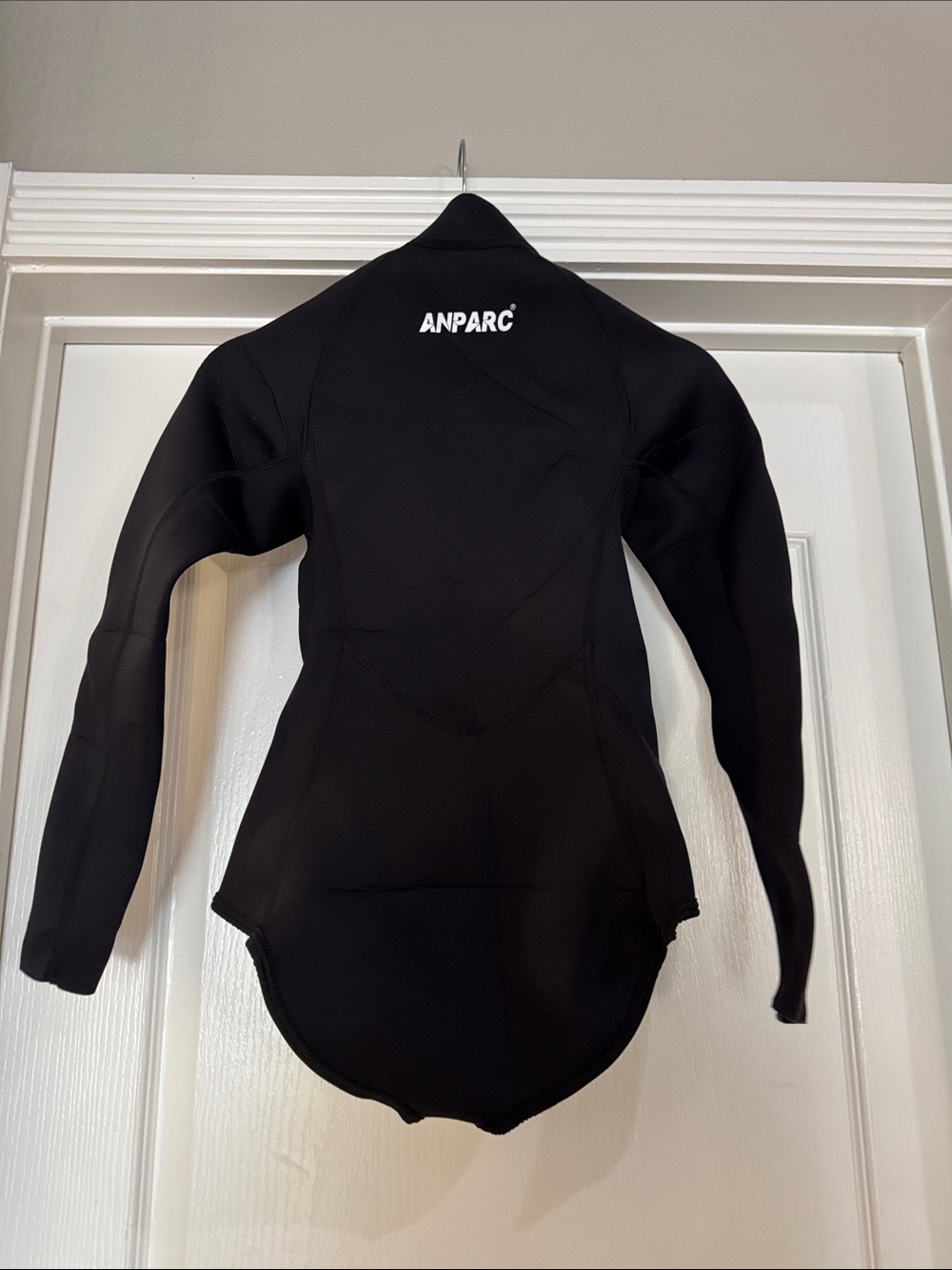 Wetsuit Women’ 3mm Neoprene Shorty Wet Suit Long Sleeve S NWT - Picture 4 of 10